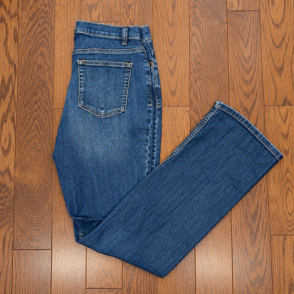 {Duluth Trading Co.} blue bootcut jeans, 4 x 31